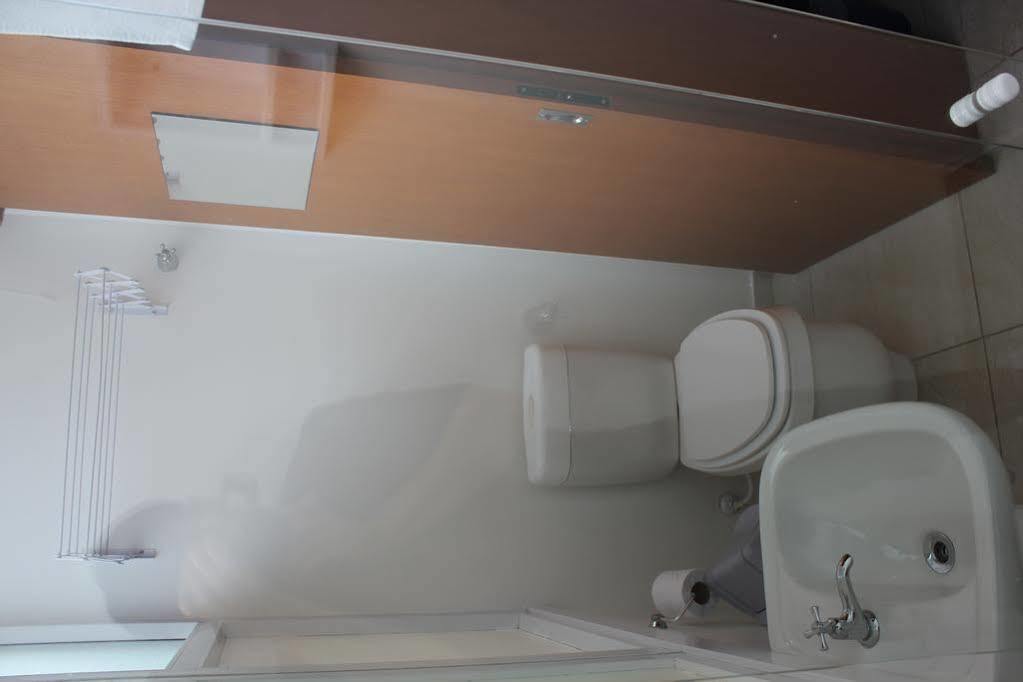 Nhtel Acomodacoes ノヴォ・アンブルゴ エクステリア 写真